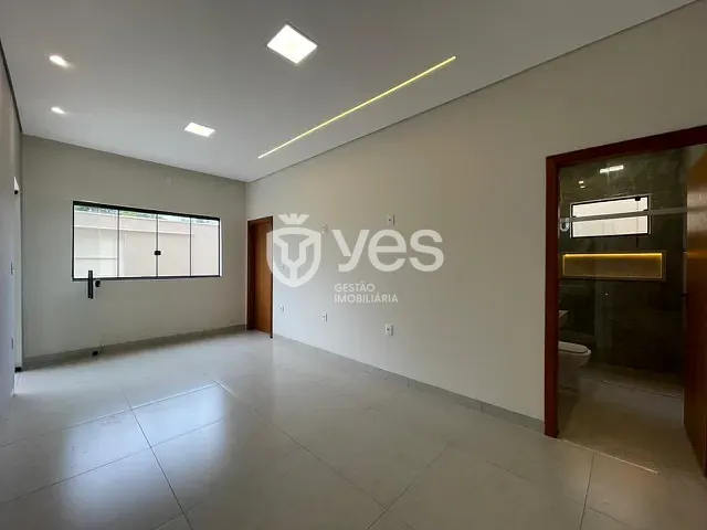 Casa 2 quartos e 2 banheiros, à venda, no bairro Novo Horizonte em Araxá