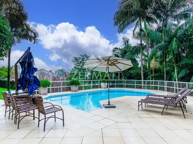 Casa com 3300m² 4 quartos e 4 banheiros, à venda, no bairro Garcia em Blumenau