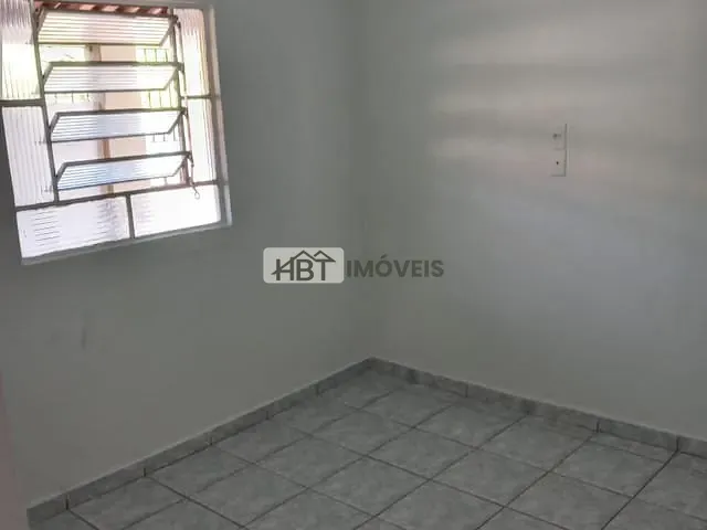 Casa com 140m² 3 quartos e 1 banheiro, à venda, no bairro Jardim Vitória em Bauru