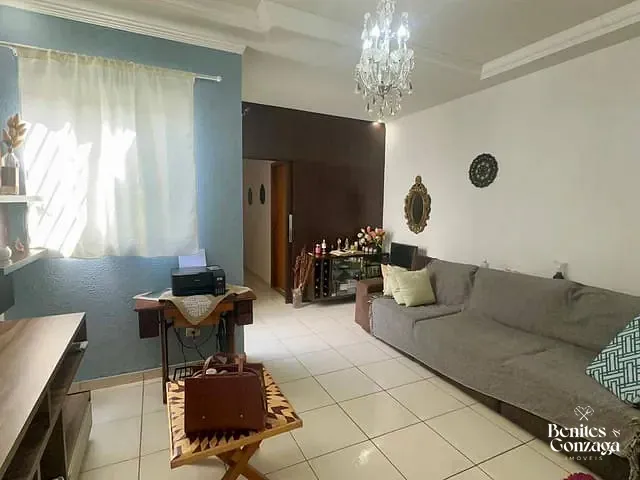 Casa 3 quartos e 2 banheiros, à venda, no bairro Jardim Real em Maringá