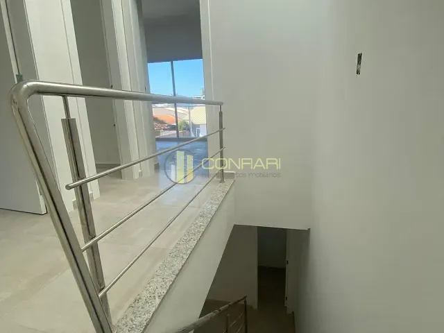 Casa com 133m² 3 quartos e 2 banheiros, à venda, no bairro Pereque em Porto Belo