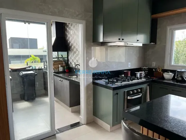 Casa com 525m² 4 quartos e 6 banheiros, à venda, no bairro Condomínio Residencial Alphaville II em São José dos Campos