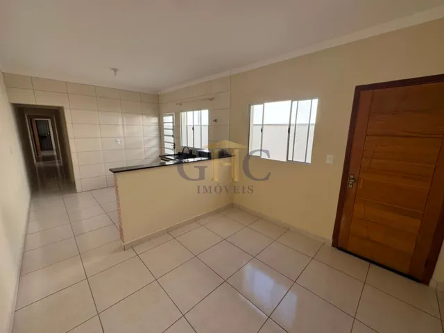 Casa com 140m² 3 quartos e 2 banheiros, à venda, no bairro Jardim Maria Clara em Salto de Pirapora