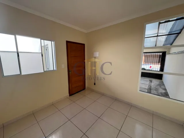 Casa com 140m² 3 quartos e 2 banheiros, à venda, no bairro Jardim Maria Clara em Salto de Pirapora