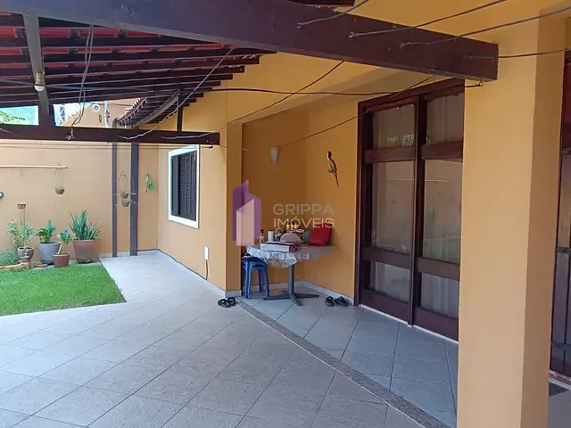 Casa 3 quartos e 3 banheiros, à venda, no bairro Piratininga em Niterói