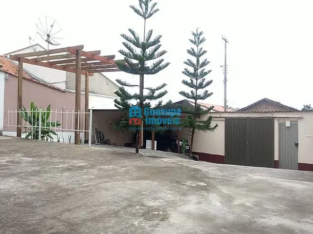 Casa com 190m², à venda, no bairro Alto da Colina em GUAXUPÉ