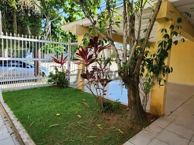 Casa com 300m² 5 quartos e 2 banheiros, à venda, no bairro Jardim Itanhaém em Itanhaém