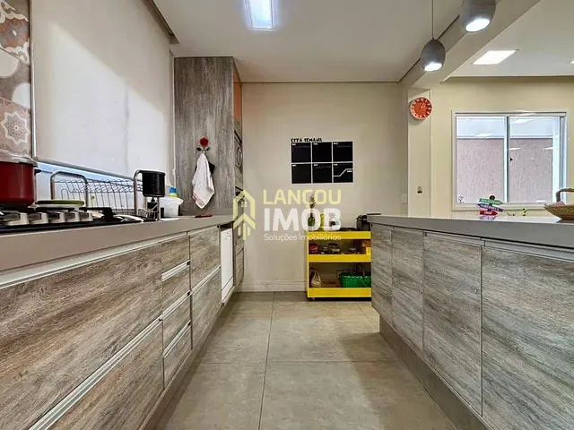 Casa 3 quartos e 2 banheiros, à venda, no bairro Engordadouro em Jundiaí