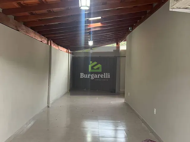 Casa com 270m² 3 quartos e 1 banheiro, à venda, no bairro Morada do Sol em Lavras