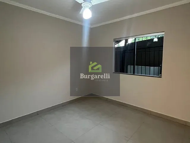 Casa com 270m² 3 quartos e 1 banheiro, à venda, no bairro Morada do Sol em Lavras