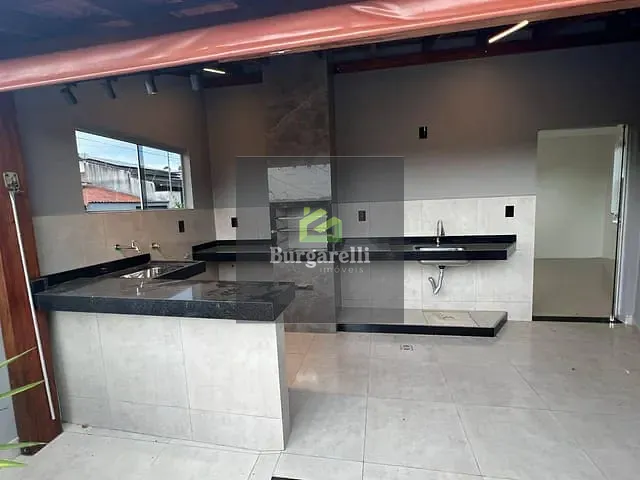 Casa com 270m² 3 quartos e 1 banheiro, à venda, no bairro Morada do Sol em Lavras