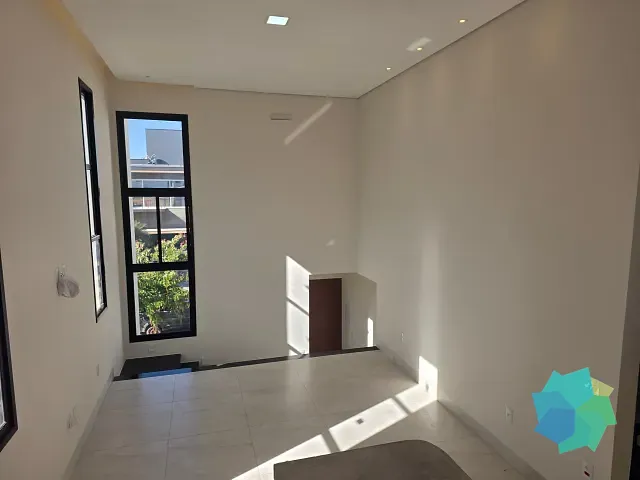 Casa com 300m² 3 quartos e 3 banheiros, à venda, no bairro Residencial Central Parque em Salto