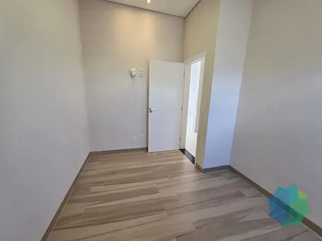 Casa com 300m² 3 quartos e 3 banheiros, à venda, no bairro Residencial Central Parque em Salto
