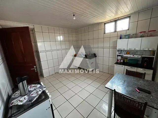 Casa com 548m² 2 quartos e 2 banheiros, à venda, no bairro Santa Tereza em Araçuaí