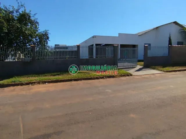 Casa 3 quartos e 1 banheiro, à venda, no bairro Flamboyant II em Canarana