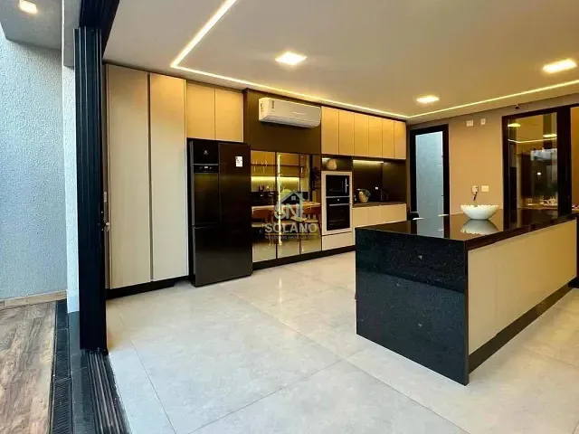 Casa com 360m² 3 quartos e 4 banheiros, à venda, no bairro Jardim Vila Boa em Goiânia