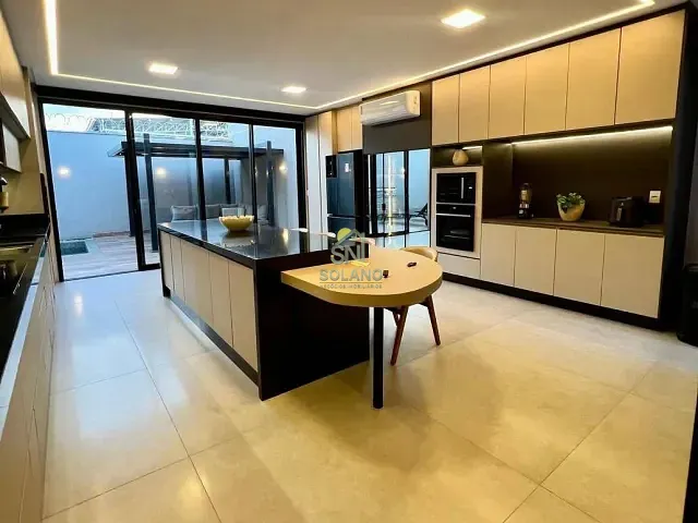 Casa com 360m² 3 quartos e 4 banheiros, à venda, no bairro Jardim Vila Boa em Goiânia