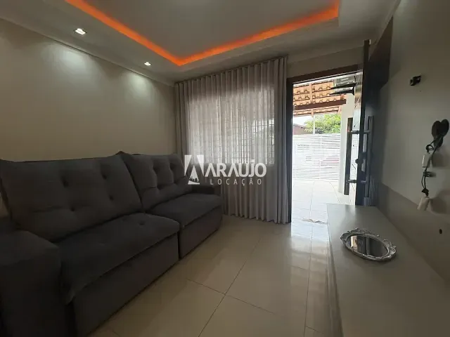 Casa com 250m² 2 quartos e 1 banheiro, para alugar, no bairro Centro em Navegantes