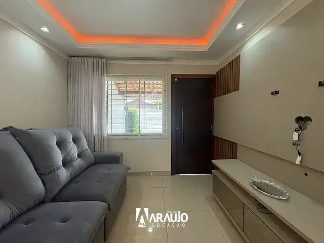 Casa com 250m² 2 quartos e 1 banheiro, para alugar, no bairro Centro em Navegantes