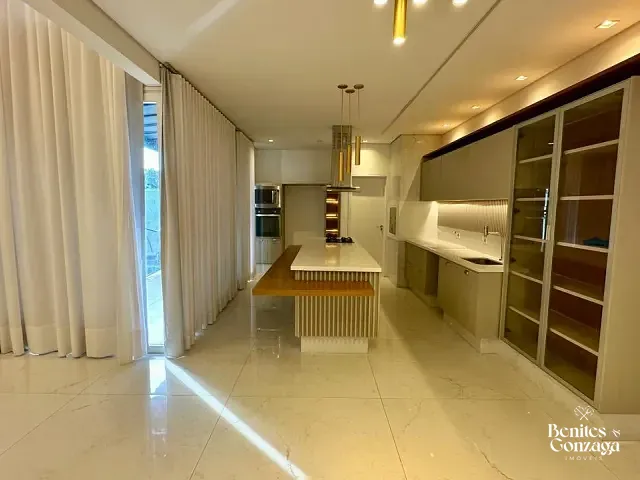 Casa 4 quartos e 4 banheiros, à venda, no bairro Chácaras Aeroporto em Maringá