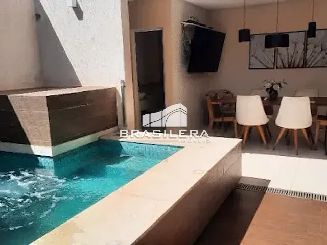 Casa com 170m² 3 quartos e 4 banheiros, à venda, no bairro Parque das Laranjeiras em Goiânia