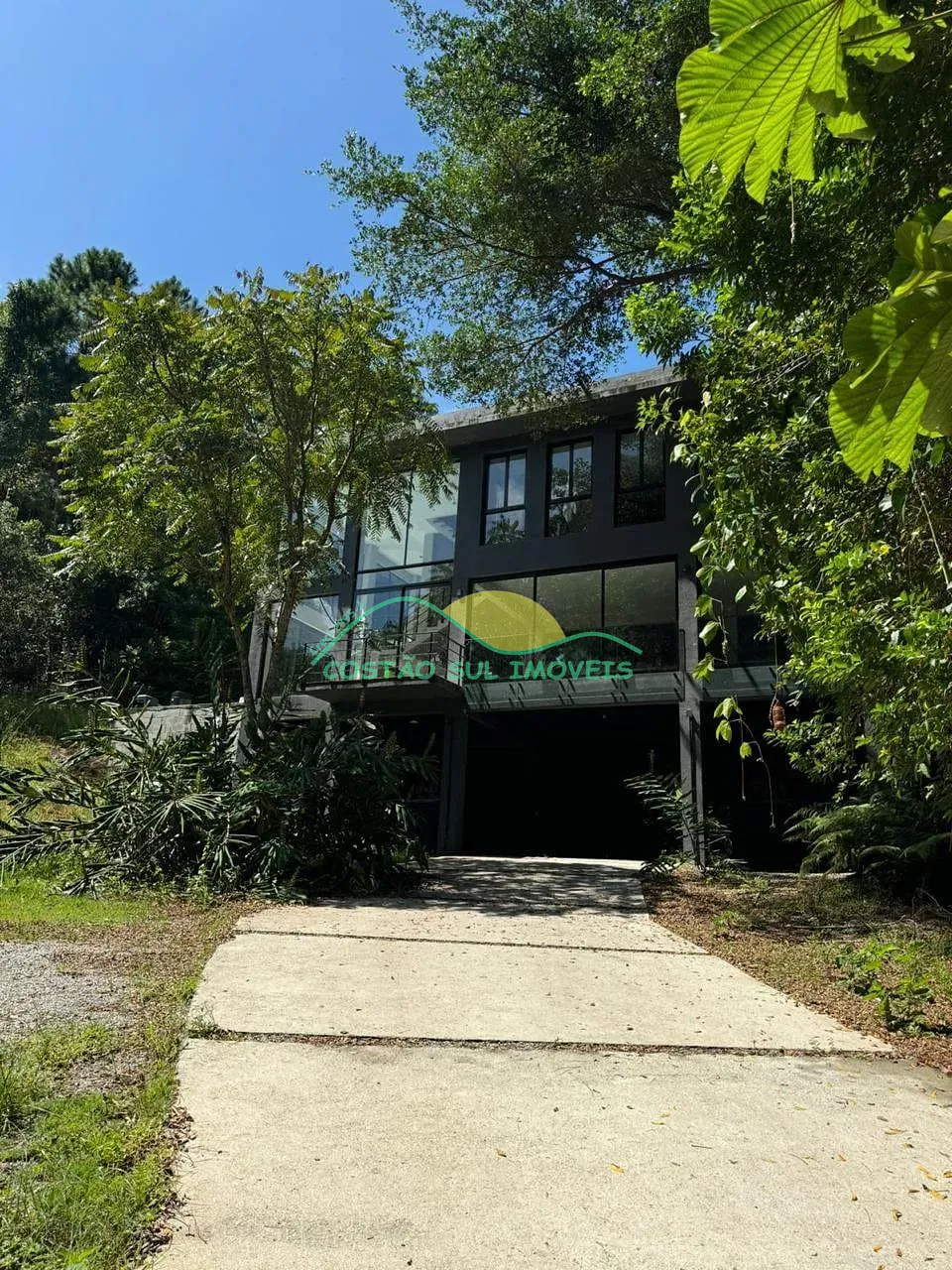 Casa, 3 quartos, 320 m² - Foto 1
