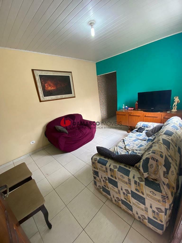 Casa à venda com 2 quartos, 170m² - Foto 1