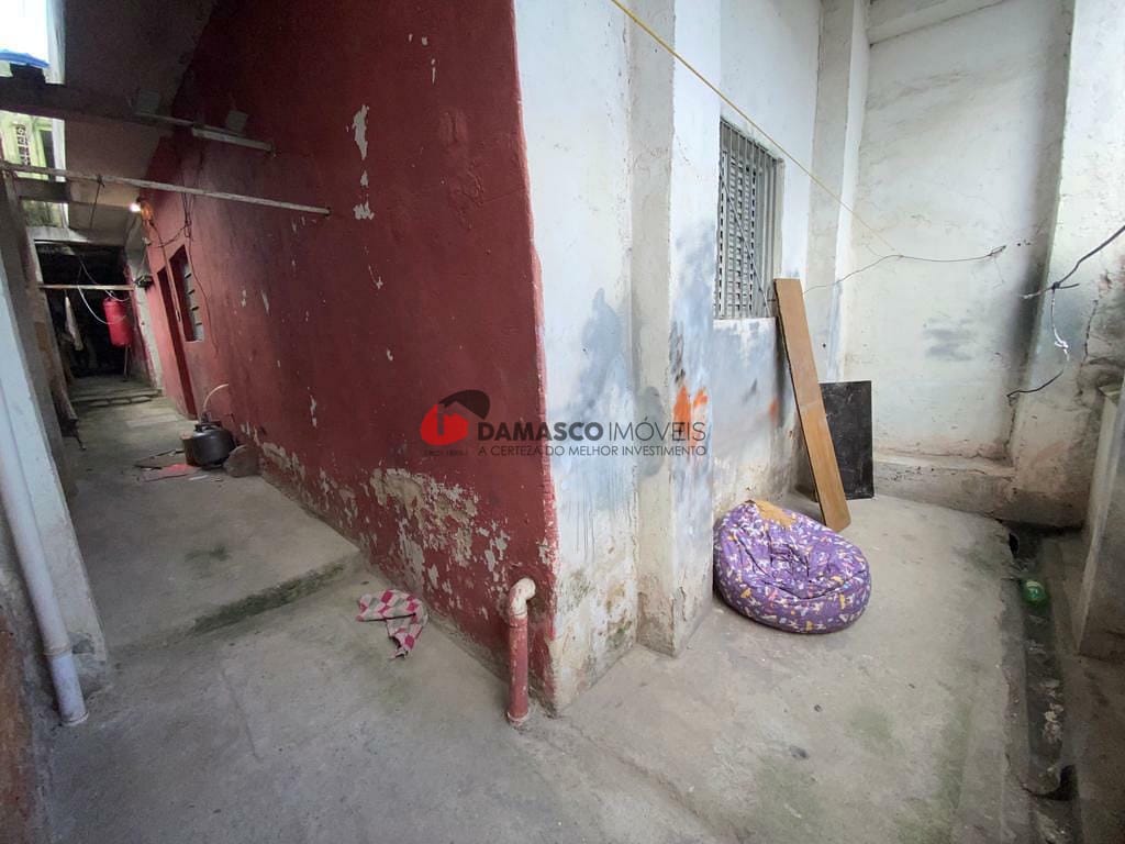 Casa à venda com 2 quartos, 170m² - Foto 25