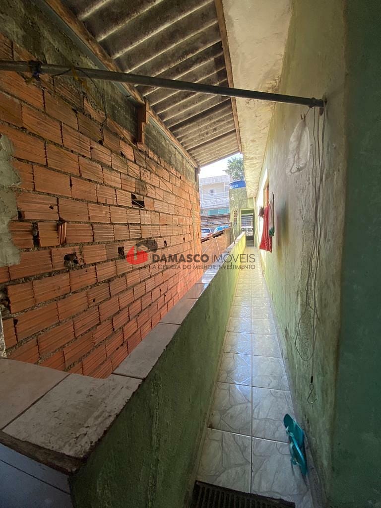 Casa à venda com 2 quartos, 170m² - Foto 16