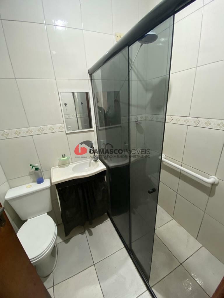 Casa à venda com 2 quartos, 170m² - Foto 12