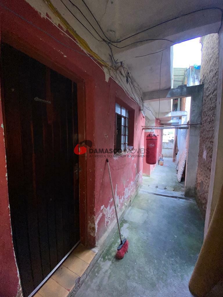 Casa à venda com 2 quartos, 170m² - Foto 22