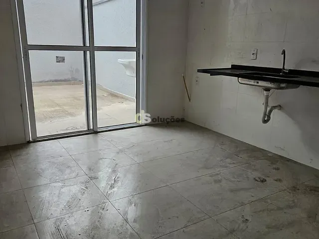 Casa 2 quartos e 3 banheiros, à venda, no bairro Jardim Ester em São Paulo