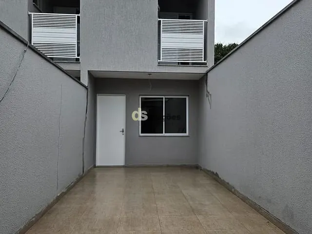 Casa 2 quartos e 3 banheiros, à venda, no bairro Jardim Ester em São Paulo