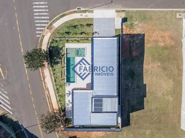 Casa com 540m² 4 quartos e 5 banheiros, à venda, no bairro Residencial Campo Camanducaia em Jaguariúna