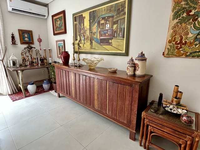 Casa com 250m² 3 quartos e 4 banheiros, à venda, no bairro Ribeirão do Lipa em Cuiabá