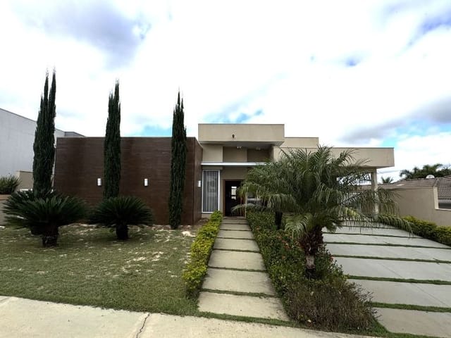 Casa com 1000m² 5 quartos e 5 banheiros, à venda, no bairro AO em Boituva