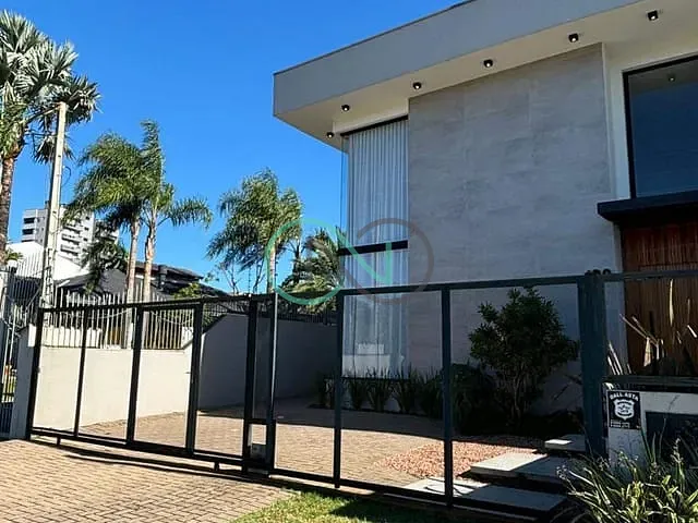 Casa 2 quartos e 3 banheiros, para alugar, no bairro Centenário em Sapiranga