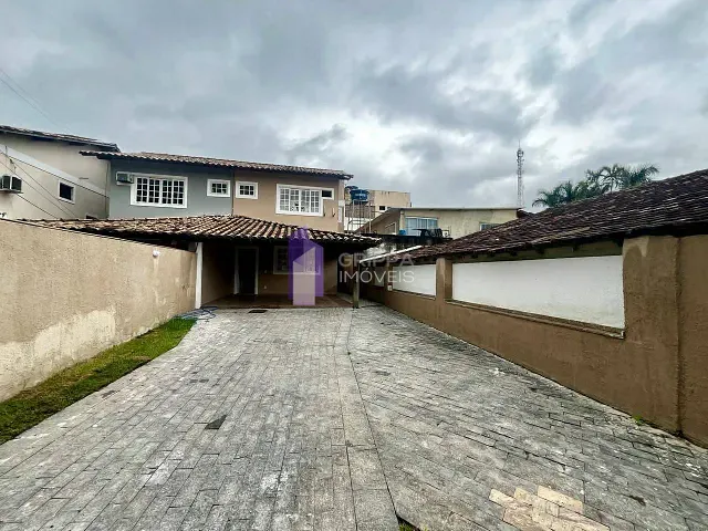Casa 3 quartos e 1 banheiro, para alugar, no bairro Maravista em Niterói