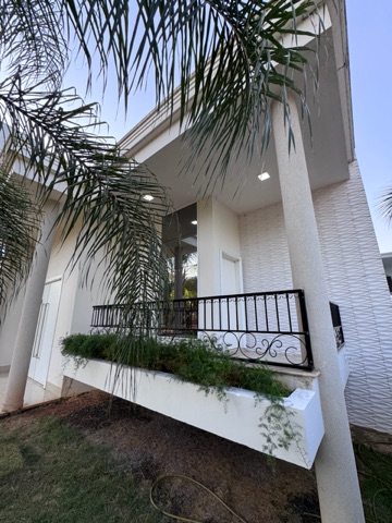 Casa com 1000m² 3 quartos e 4 banheiros, à venda, no bairro Jardim das Orquídeas em Nova Mutum