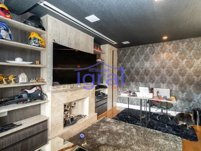 Casa com 630m² 4 quartos e 5 banheiros, à venda, no bairro Vila Monumento em São Paulo