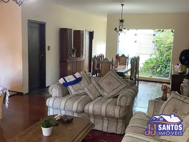 Casa com 520m² 3 quartos e 2 banheiros, à venda, no bairro Vila Bertioga em São Paulo