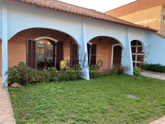 Casa com 665m² 10 quartos e 5 banheiros, à venda, no bairro Jardim Suarão em Itanhaém