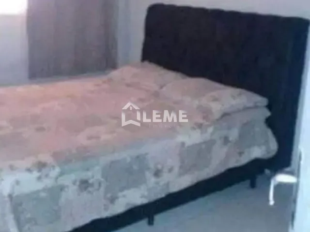 Casa com 216m² 2 quartos e 1 banheiro, à venda, no bairro Vila dos Comerciários em São José do Rio Pardo
