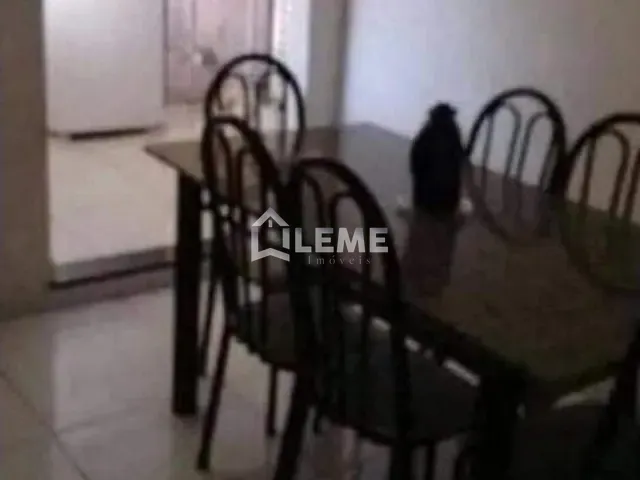 Casa com 216m² 2 quartos e 1 banheiro, à venda, no bairro Vila dos Comerciários em São José do Rio Pardo