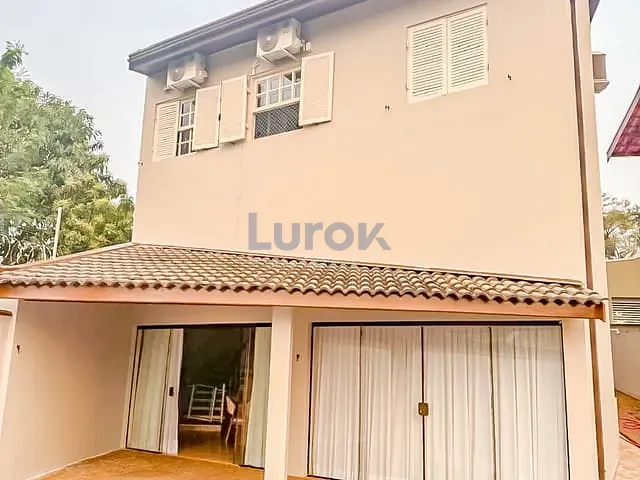 Casa com 250m² 3 quartos e 3 banheiros, para alugar, no bairro Pinheirinho em Vinhedo
