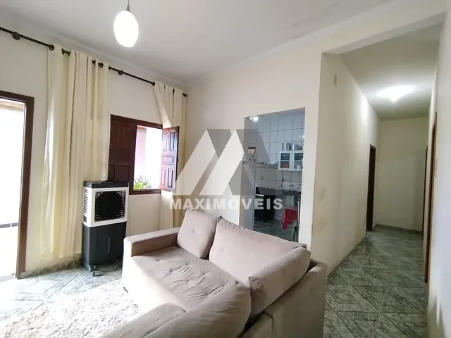 Casa com 360m² 3 quartos e 1 banheiro, à venda, no bairro São Geraldo em Araçuaí