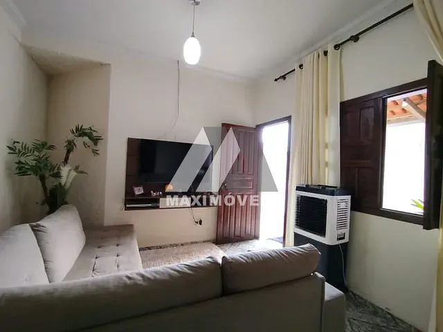 Casa com 360m² 3 quartos e 1 banheiro, à venda, no bairro São Geraldo em Araçuaí