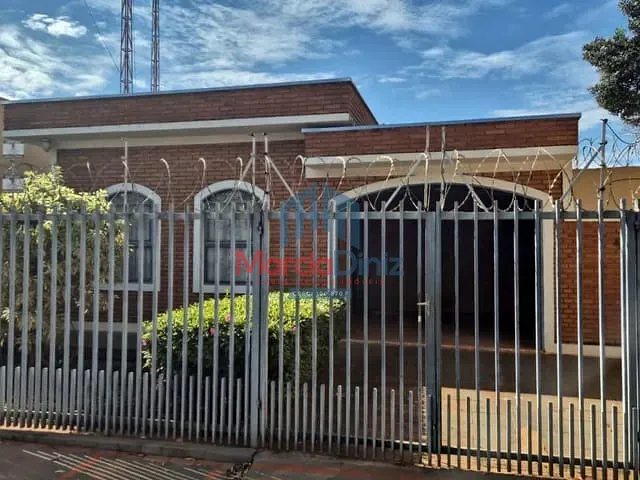 Casa com 345m² 3 quartos e 2 banheiros, à venda, no bairro Jardim Modelo em Ituverava