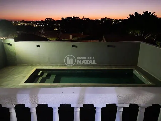 Casa com 360m² 3 quartos e 5 banheiros, à venda, no bairro Andrade em Londrina