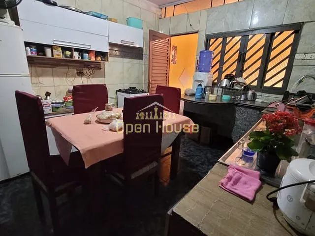 Casa com 308m² 5 quartos e 2 banheiros, à venda, no bairro Conforto em Volta Redonda